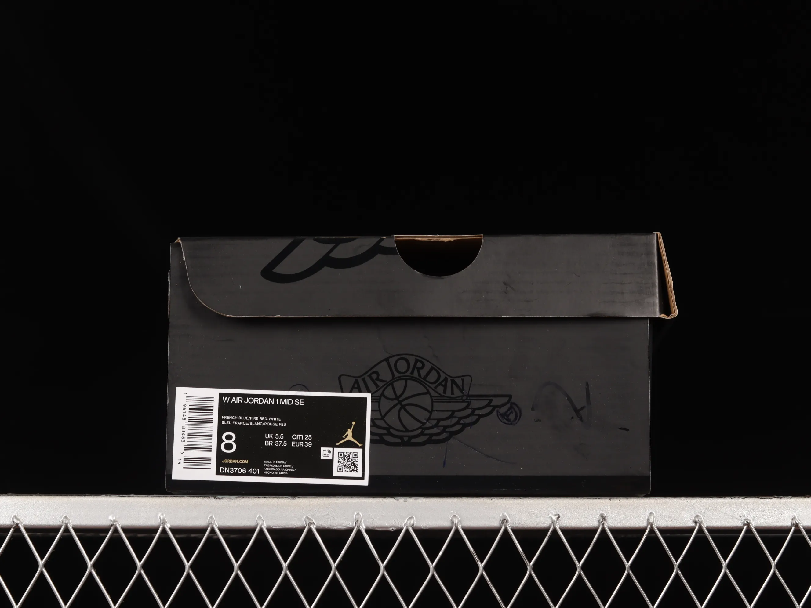 All categories Air Jordan Jordan series basketball shoes Air Jordan 1 Mid Air Jordan 1 Mid "French Blue" AJ1 Joe 1 washed blue mid-top basketball shoes DN3706-401